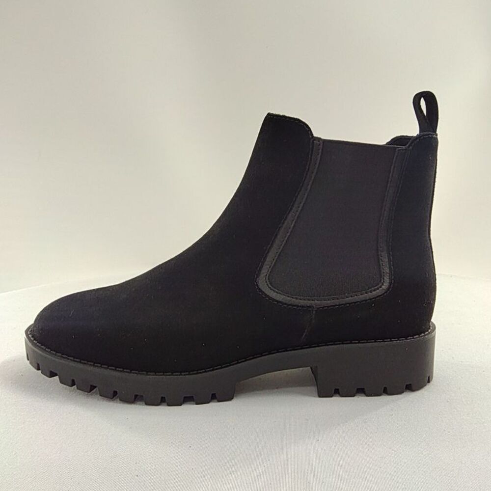 Quince Black Chelsea Lug Sole Boot